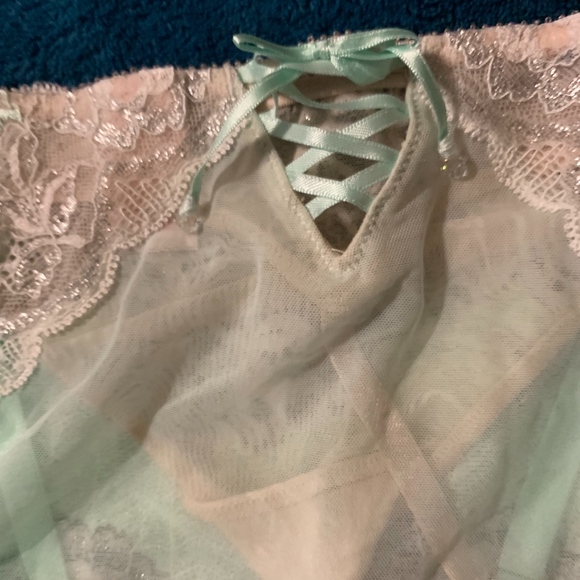 Victoria's Secret Angel embellished slip w garter - Picture 3 of 8